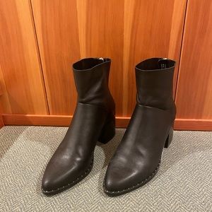 Treasure and bond bootie!